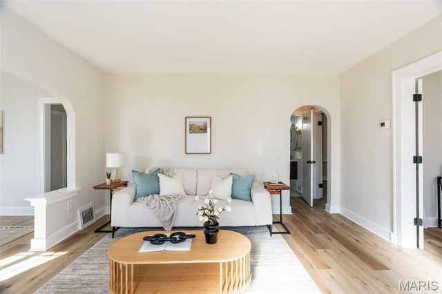 1257 Hafner Place, University City, MO 63130