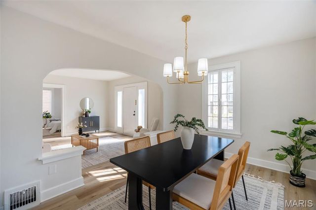 1257 Hafner Place, University City, MO 63130