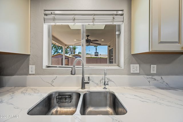 707 E ENCANTO Drive, Tempe, AZ 85281