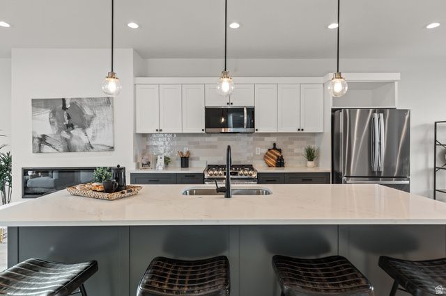 107 PALMER LN, Saratoga Springs, UT 84045