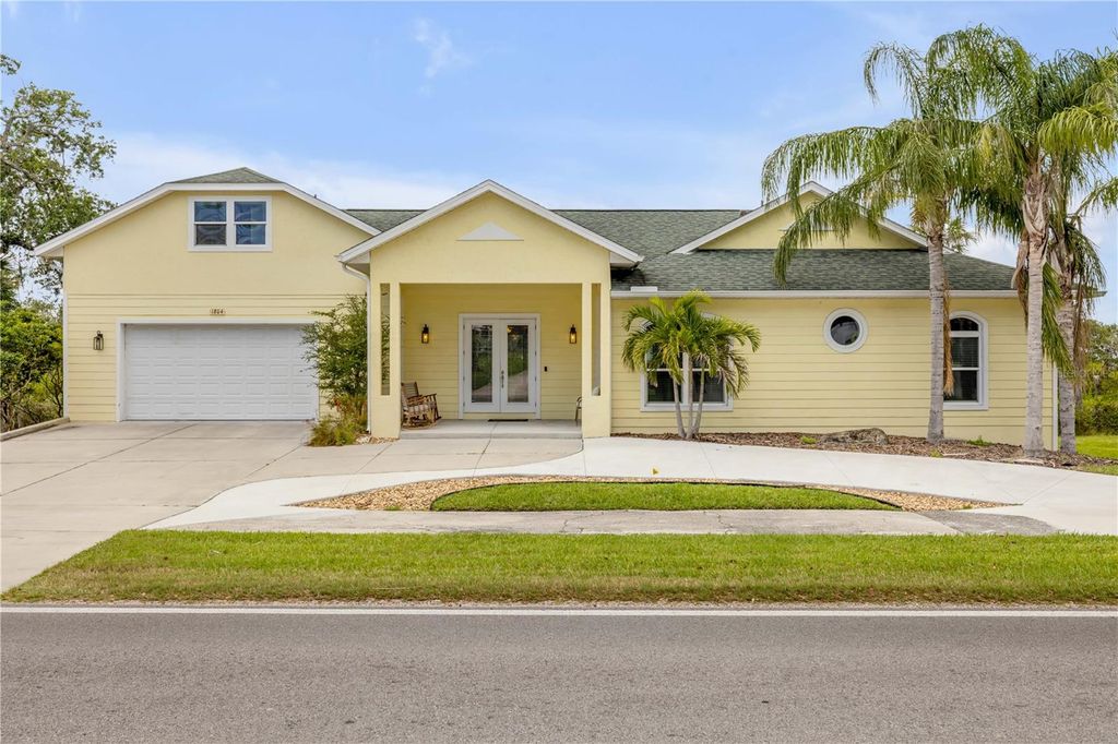 Image 3 of property listing at 1804 SAXON DRIVE, New Smyrna Beach, FL 32169