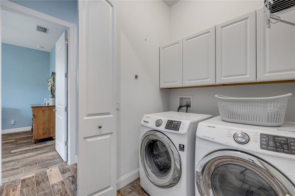 Image 28 of property listing at 1804 SAXON DRIVE, New Smyrna Beach, FL 32169