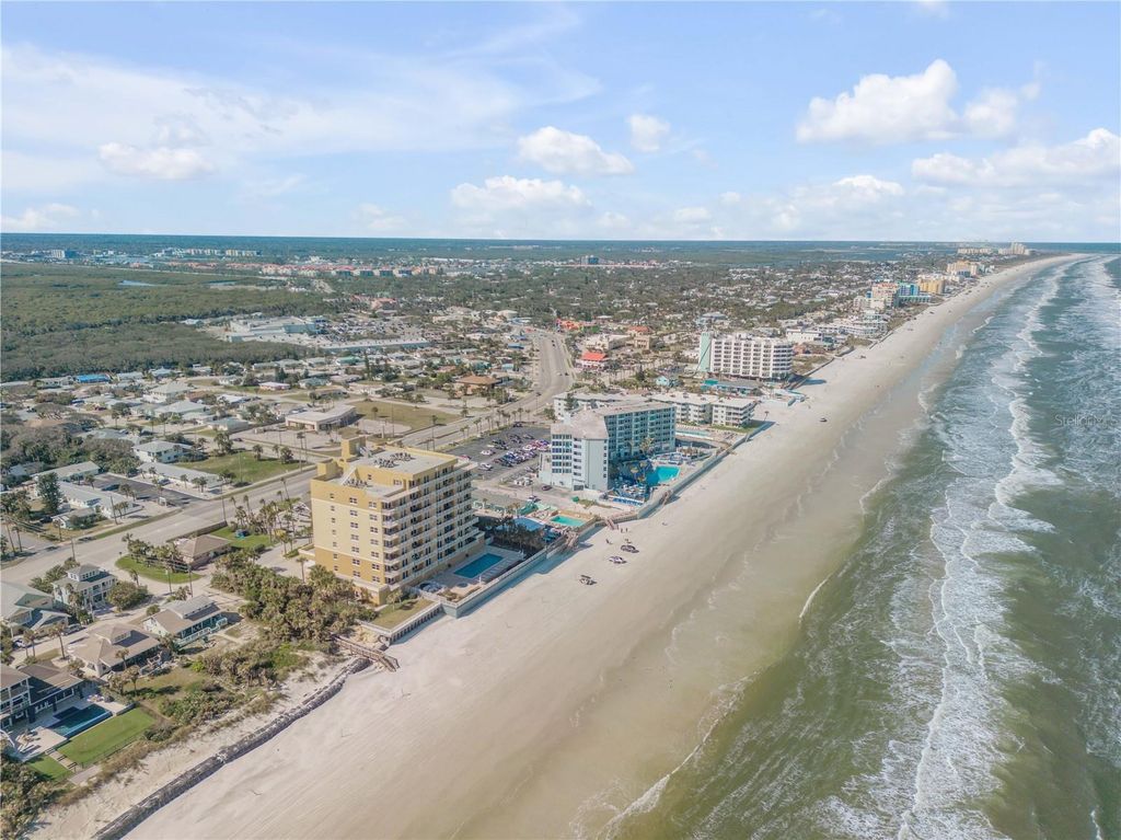 Image 68 of property listing at 1804 SAXON DRIVE, New Smyrna Beach, FL 32169