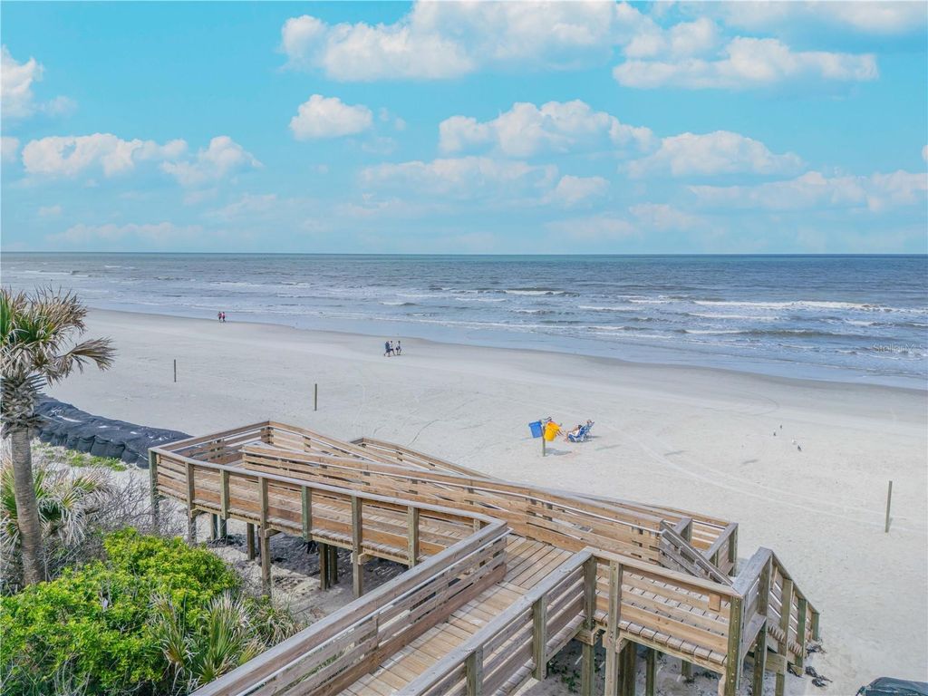 Image 70 of property listing at 1804 SAXON DRIVE, New Smyrna Beach, FL 32169