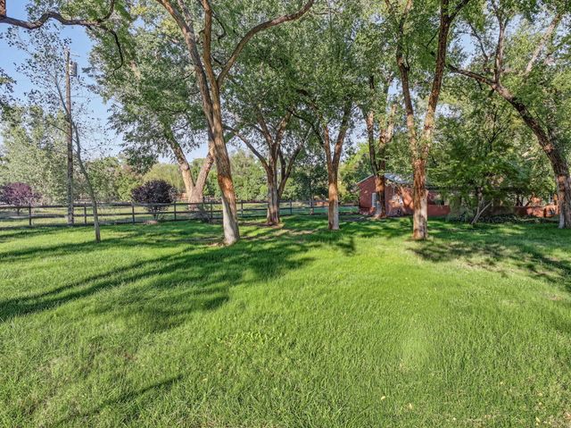 8212 Rio Grande Boulevard NW, Los Ranchos, NM 87114