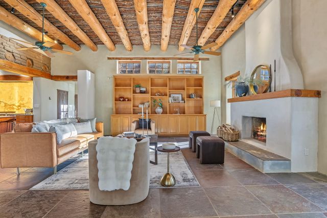 8212 Rio Grande Boulevard NW, Los Ranchos, NM 87114