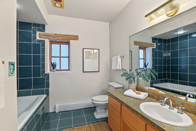 8212 Rio Grande Boulevard NW, Los Ranchos, NM 87114