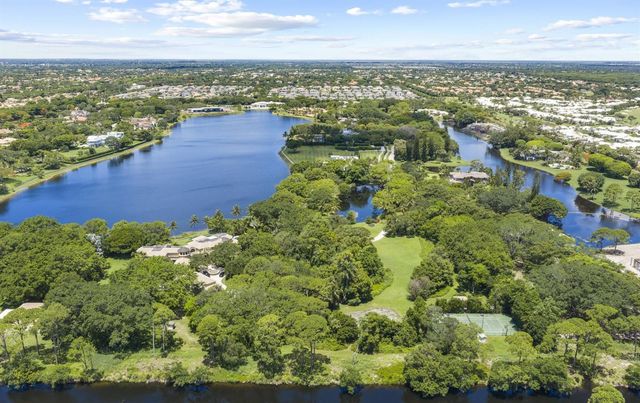 6001 Le Lac Road, Boca Raton, FL 33496