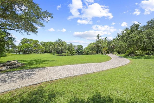 6001 Le Lac Road, Boca Raton, FL 33496