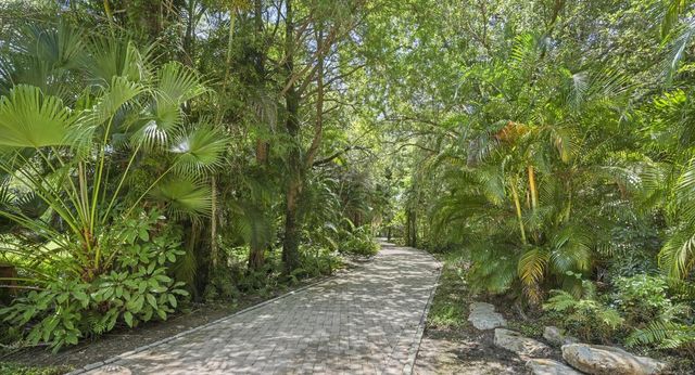 6001 Le Lac Road, Boca Raton, FL 33496