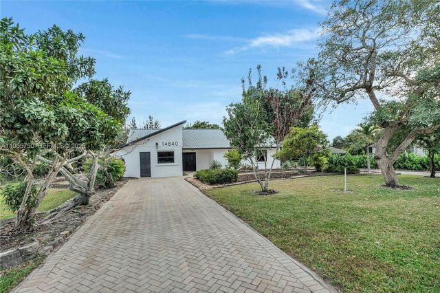 14840 SW 21st Street, Davie, FL 33326