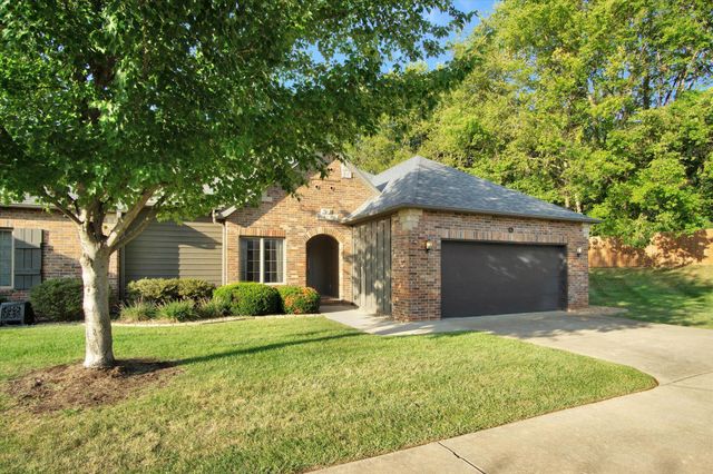 1750 W Bennett Street 4b, Springfield, MO 65807
