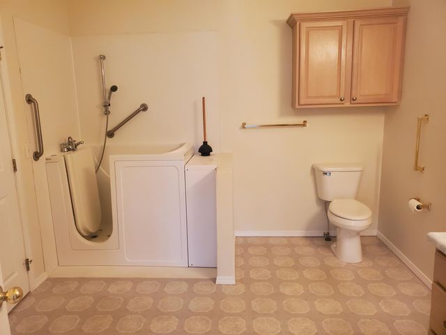 1750 W Bennett Street 4b, Springfield, MO 65807