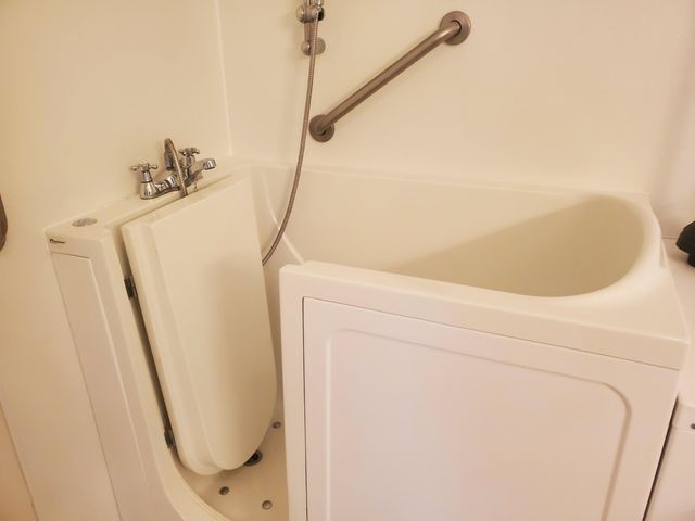 1750 W Bennett Street 4b, Springfield, MO 65807