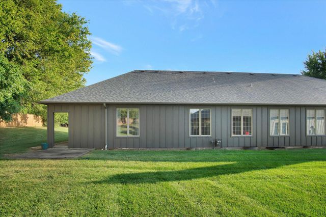 1750 W Bennett Street 4b, Springfield, MO 65807