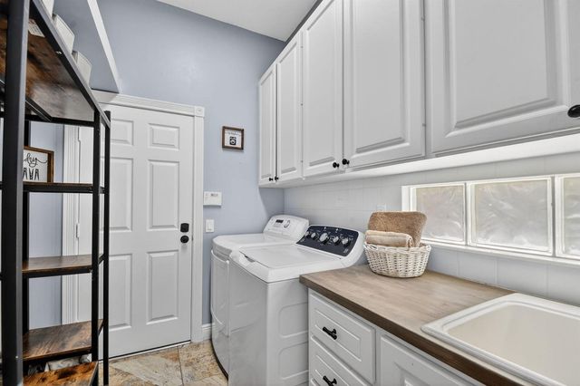 8142 Jolly Harbour Court, Wellington, FL 33414