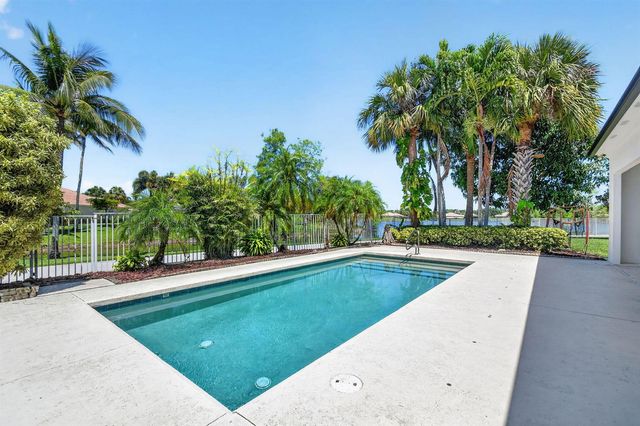 8142 Jolly Harbour Court, Wellington, FL 33414