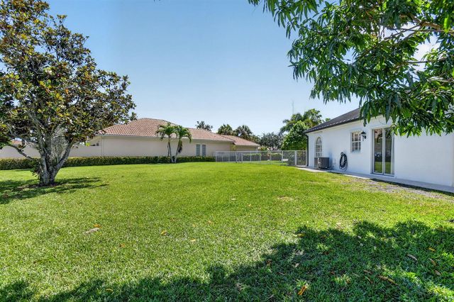 8142 Jolly Harbour Court, Wellington, FL 33414