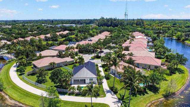 8142 Jolly Harbour Court, Wellington, FL 33414