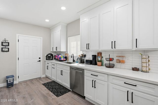 1020 E NIELSON Avenue, Mesa, AZ 85204