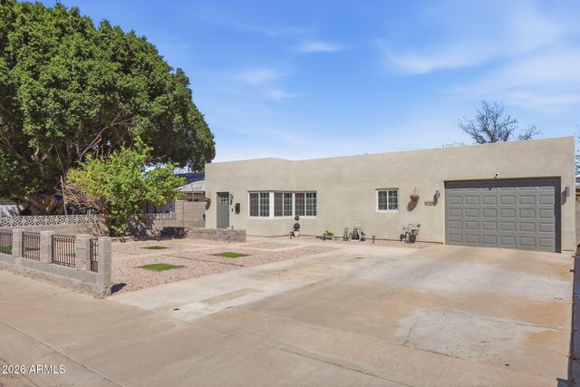 1020 E NIELSON Avenue, Mesa, AZ 85204