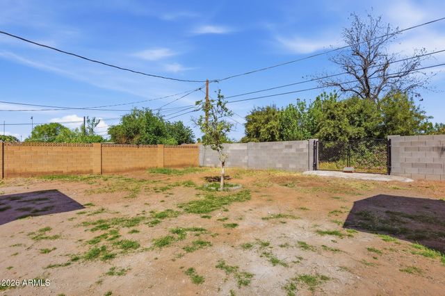 1020 E NIELSON Avenue, Mesa, AZ 85204