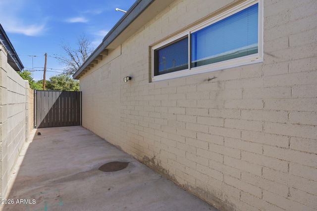 1020 E NIELSON Avenue, Mesa, AZ 85204