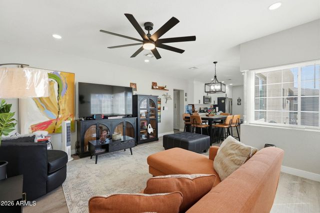 1020 E NIELSON Avenue, Mesa, AZ 85204