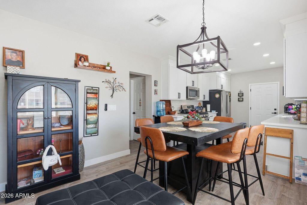 Image 15 of property listing at 1020 E NIELSON Avenue, Mesa, AZ 85204