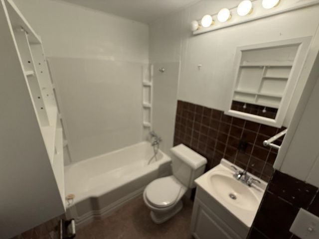 1930 31st Street A, Moline, IL 61265