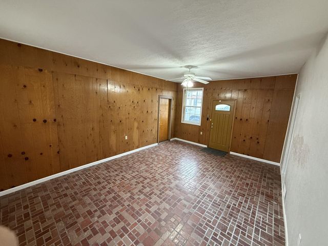 1930 31st Street A, Moline, IL 61265