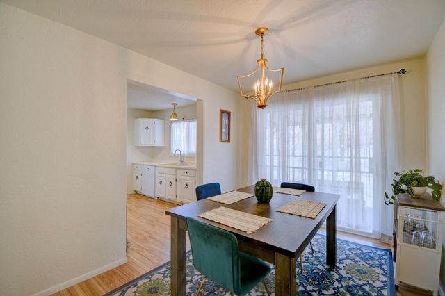 1844 Kentucky Street NE, Albuquerque, NM 87110