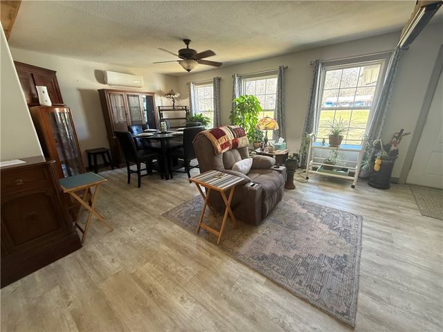 660 Highway 71, Winslow, AR 72959