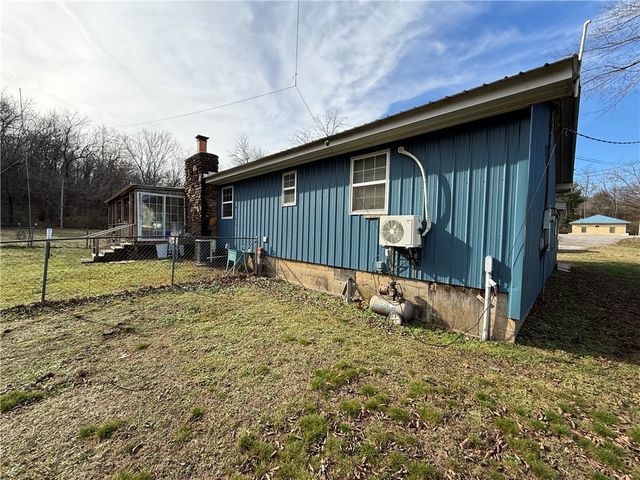 660 Highway 71, Winslow, AR 72959