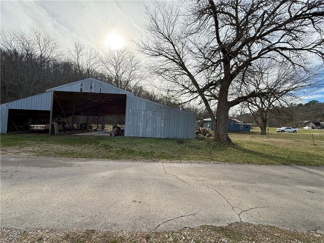 660 Highway 71, Winslow, AR 72959