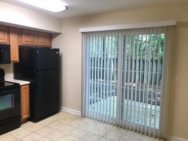 205 Weber Road H, Summerville, SC 29483