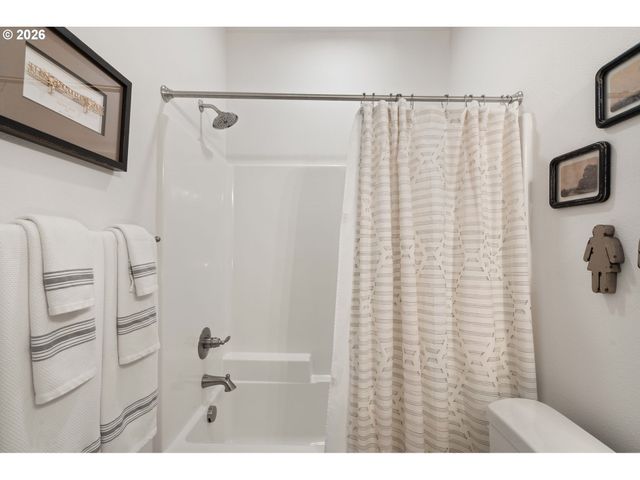 9819 Ne 112TH Cir, Vancouver, WA 98662