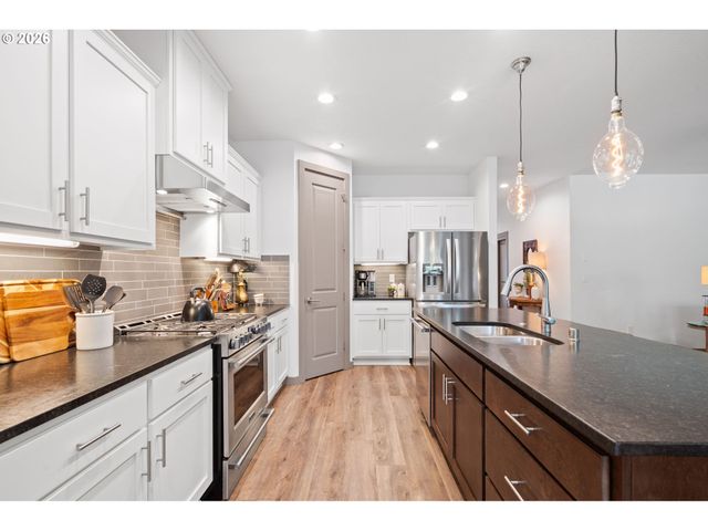 9819 Ne 112TH Cir, Vancouver, WA 98662