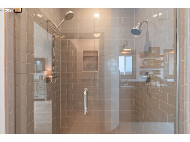 9819 Ne 112TH Cir, Vancouver, WA 98662