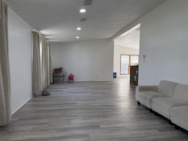 1318 Morgan Avenue, Muskegon, MI 49442