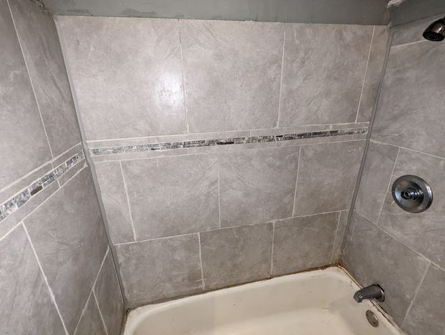 10515 S Perry Avenue, Chicago, IL 60628