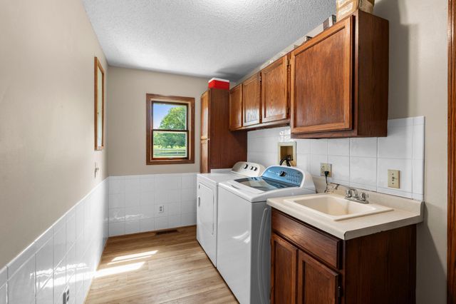 2733 Neal Avenue N, Stillwater, MN 55082