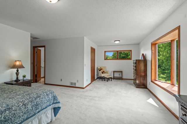 2733 Neal Avenue N, Stillwater, MN 55082