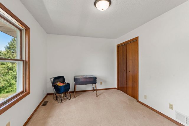 2733 Neal Avenue N, Stillwater, MN 55082