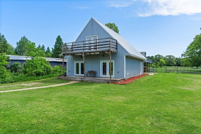 2733 Neal Avenue N, Stillwater, MN 55082