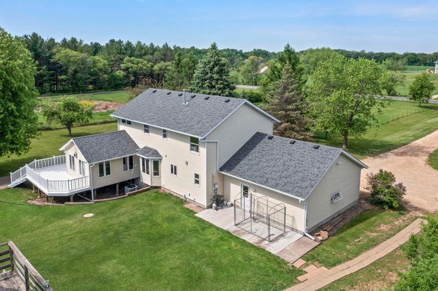 2733 Neal Avenue N, Stillwater, MN 55082