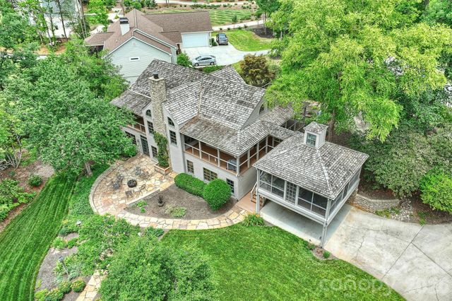 602 Pearl Bay Drive, New London, NC 28127