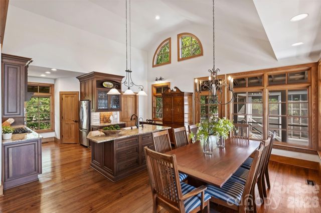 602 Pearl Bay Drive, New London, NC 28127