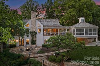 602 Pearl Bay Drive, New London, NC 28127