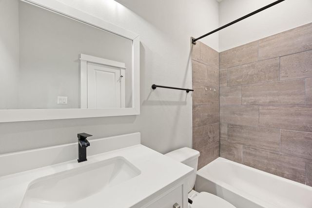 8422 Berry Green Lane, Houston, TX 77022